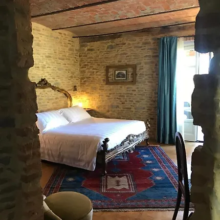 Tenuta Bricchi Farm stay *