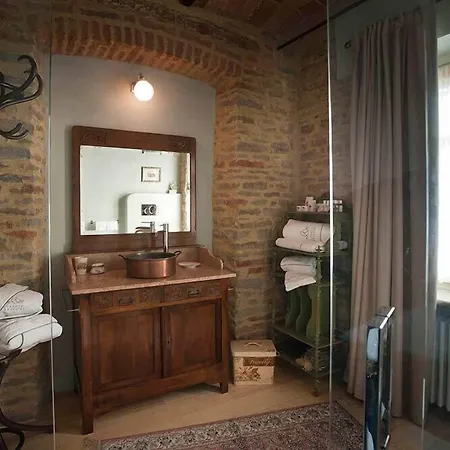 مزرعة للإقامة Tenuta Bricchi *