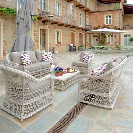 Lantgård Tenuta Bricchi Sinio